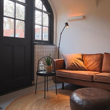 Overnachten In De Oude West-Indieschool Enschede Ngoại thất bức ảnh