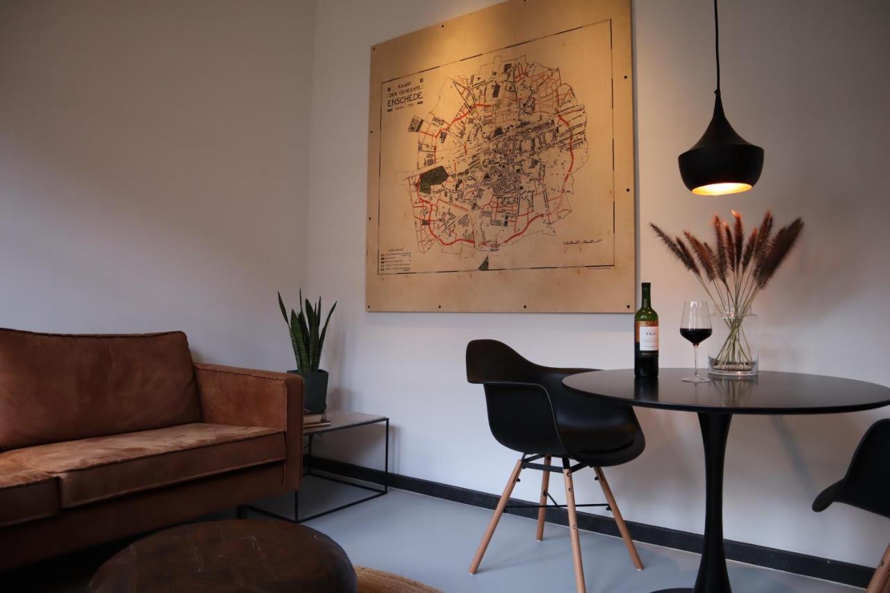 Overnachten In De Oude West-Indieschool Enschede Ngoại thất bức ảnh